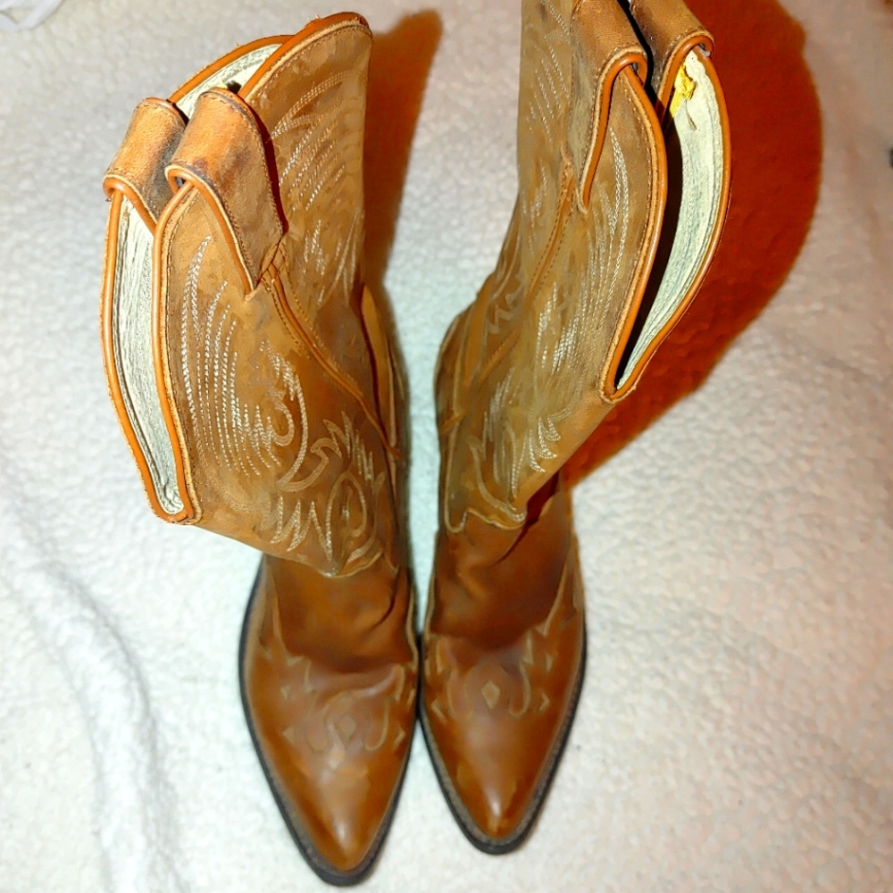 Size 7M Dark Tan Durango Cowgirl boots